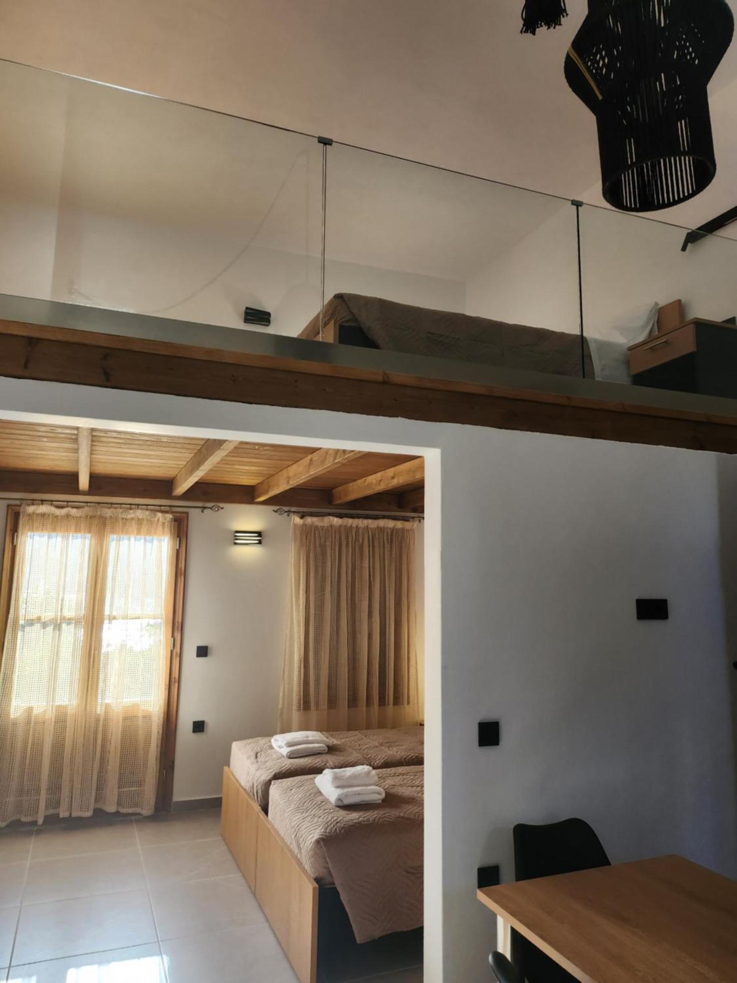 Kastello Appartement Meyísti Buitenkant foto
