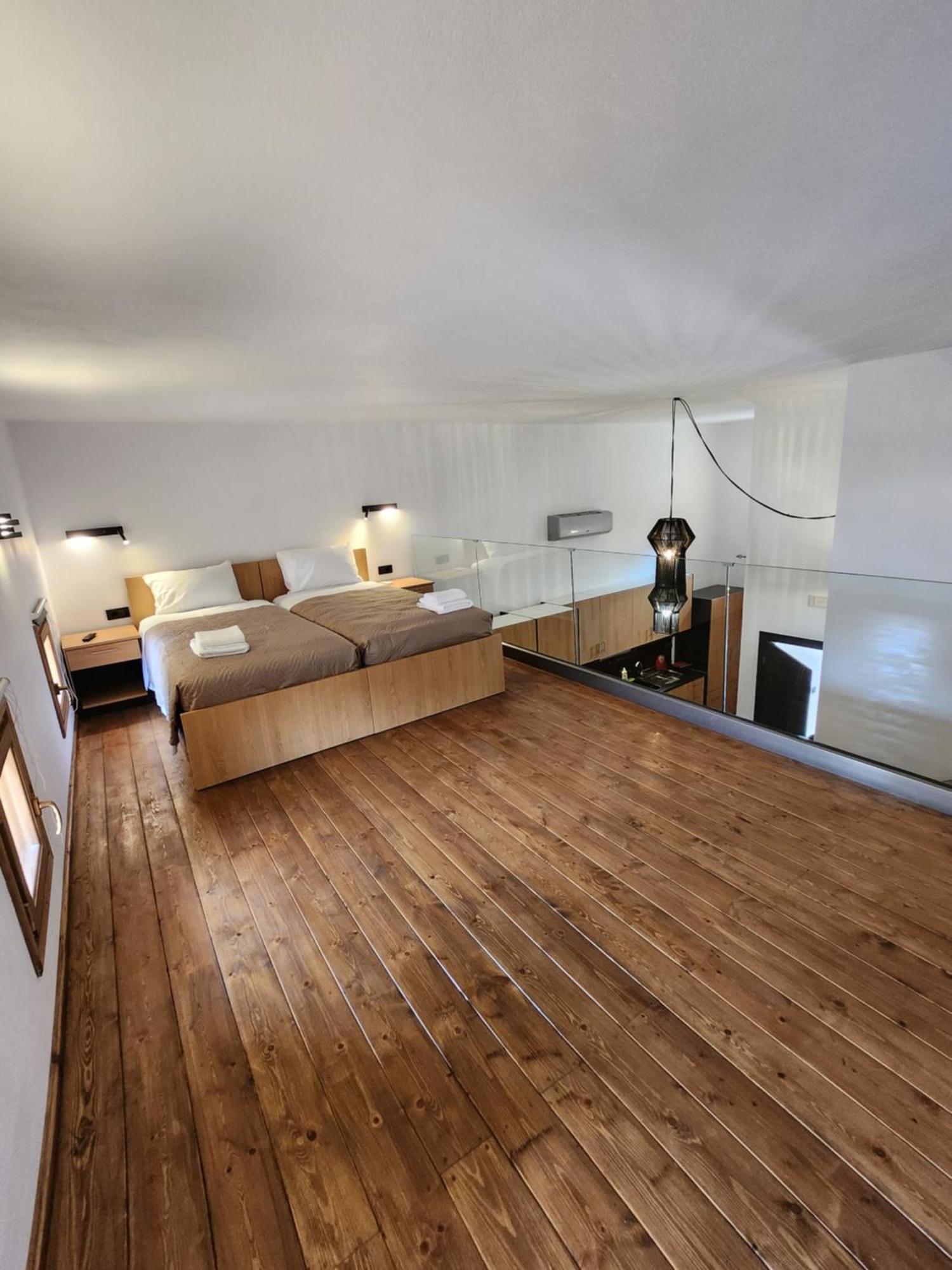 Kastello Appartement Meyísti Buitenkant foto