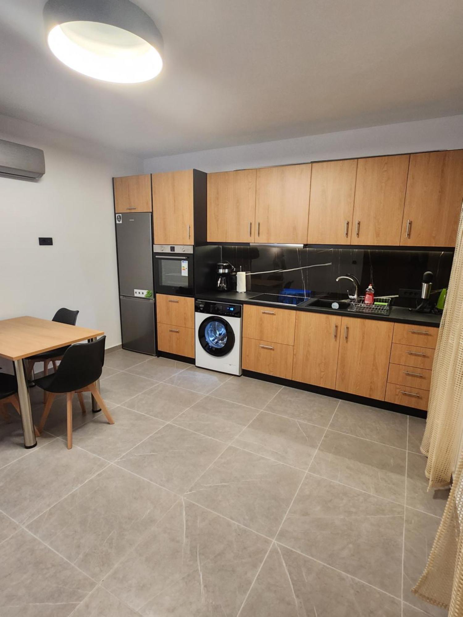 Kastello Appartement Meyísti Buitenkant foto