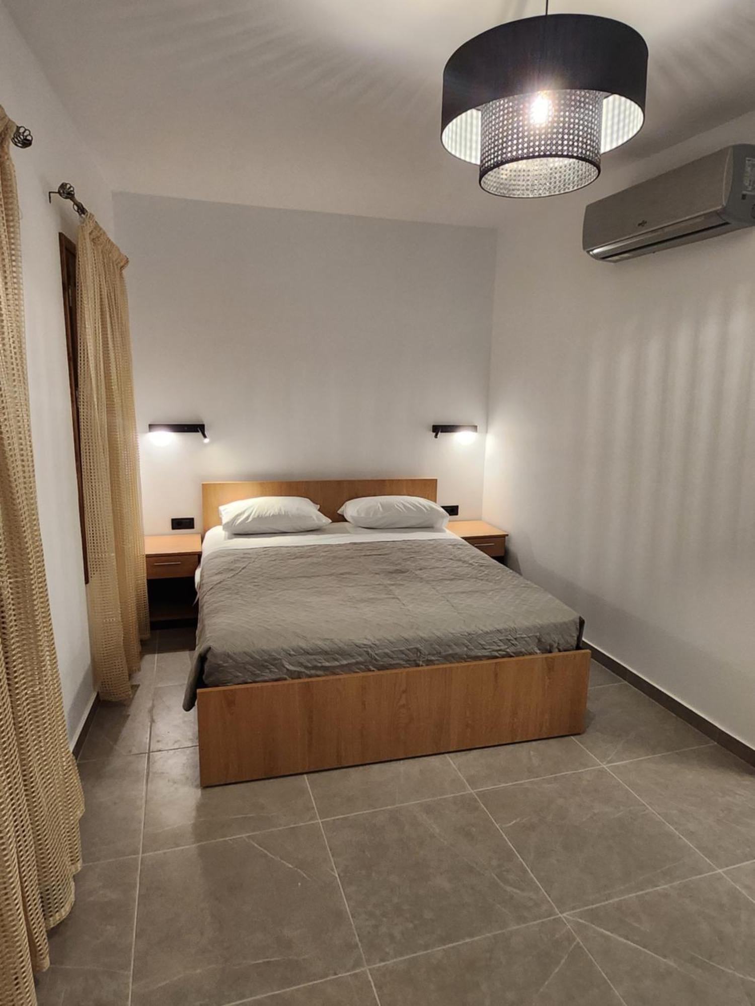 Kastello Appartement Meyísti Buitenkant foto