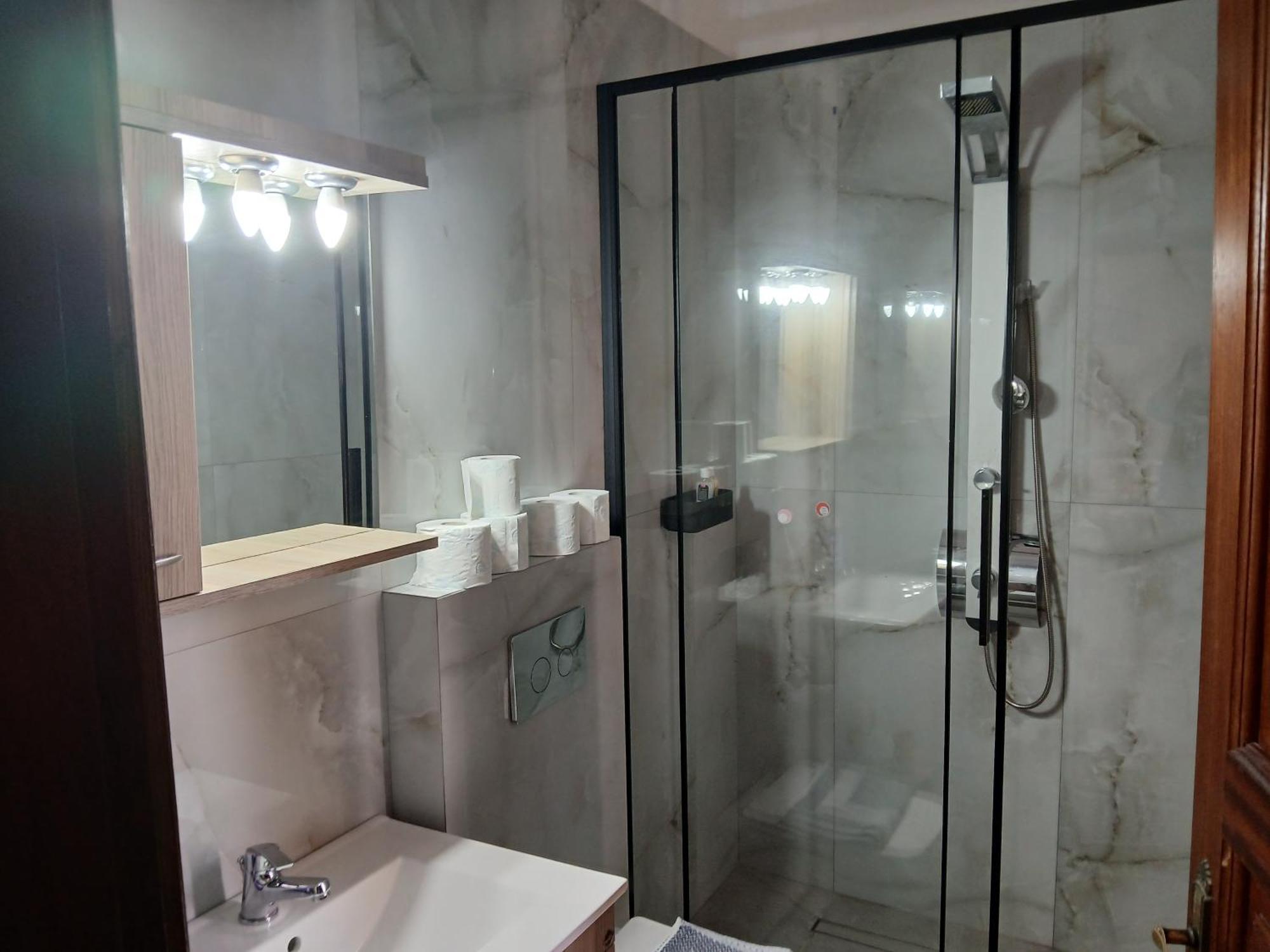 Kastello Appartement Meyísti Buitenkant foto